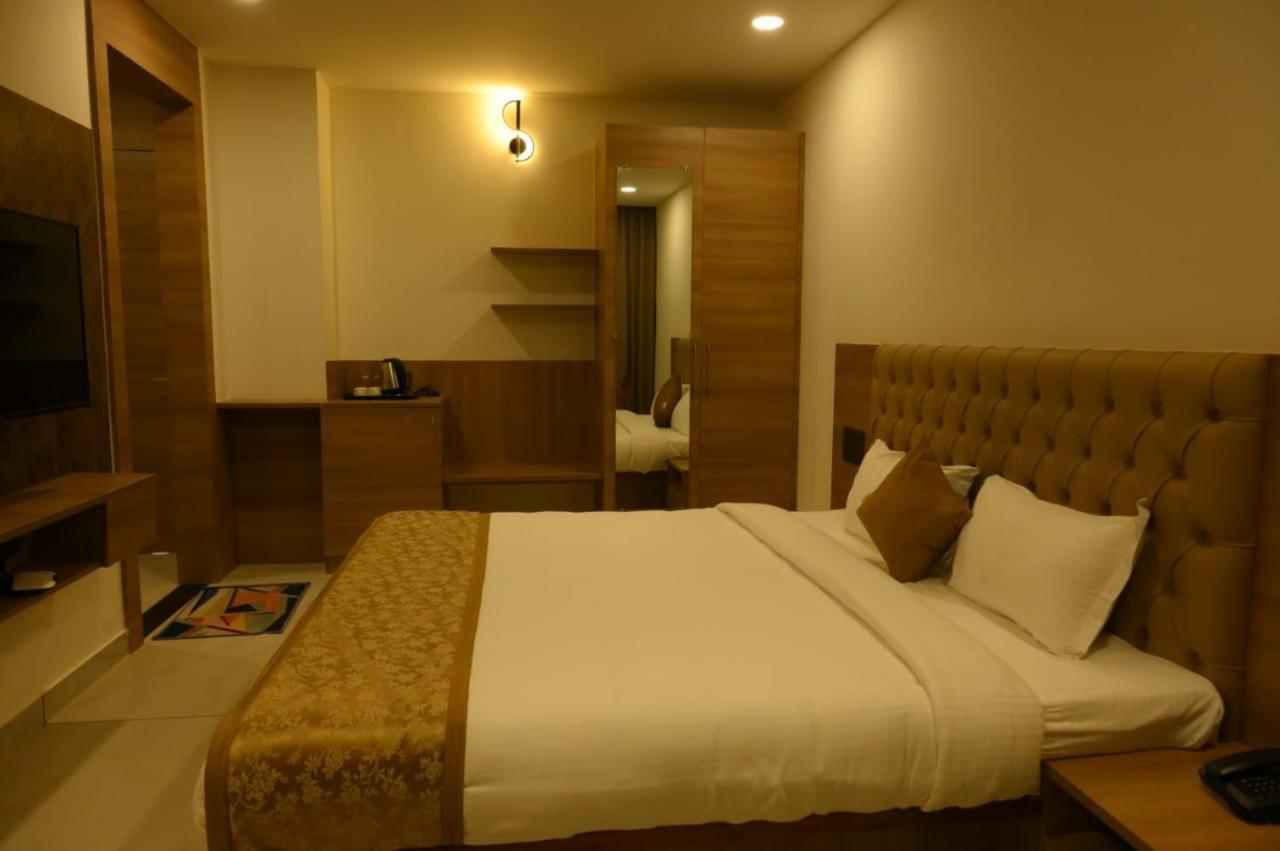Shrreyas Inn Boarding & Lodging Kundapur Exterior foto